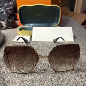 Gucci Gold and Brown Women's Sunglasses OVERSIZED MARMONT SUNGLASSES